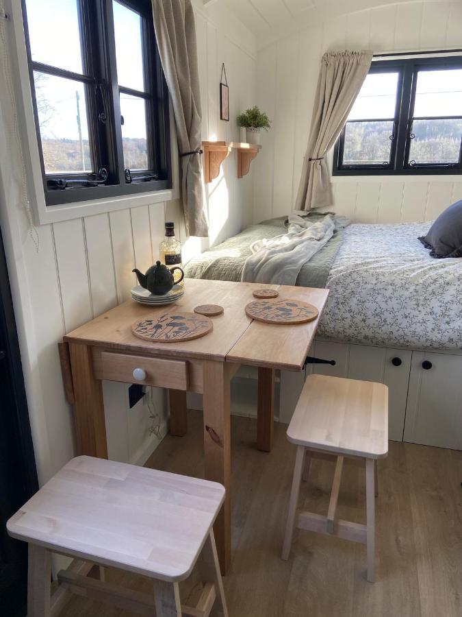 Peaceful Shepherd'S Hut In Beautiful Countryside. Линлитгоу Екстериор снимка